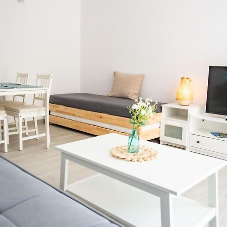 Retreat Oasis Studio Apartment サンミゲル・デ・アボナ エクステリア 写真
