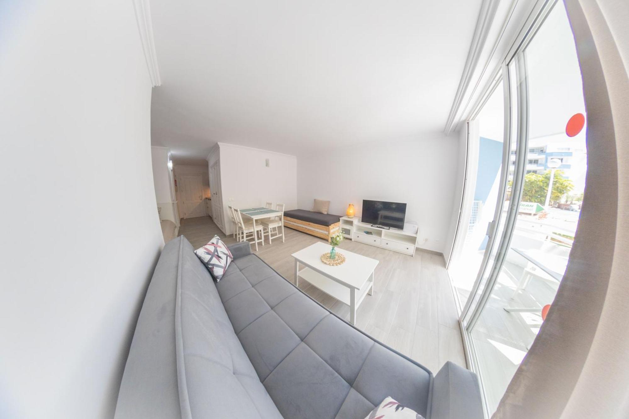 Retreat Oasis Studio Apartment サンミゲル・デ・アボナ エクステリア 写真